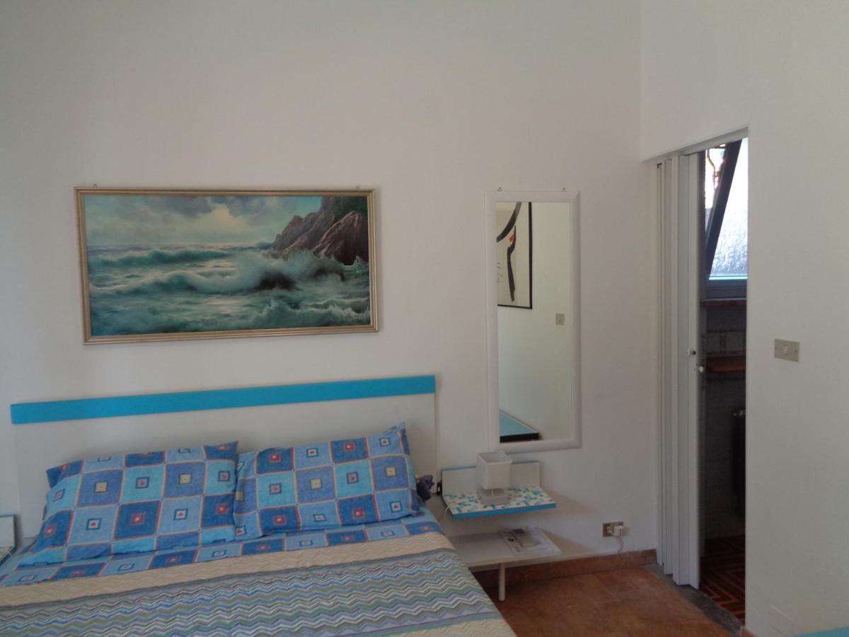 Le Gardenie Da Fil Panzió Bordighera Kültér fotó