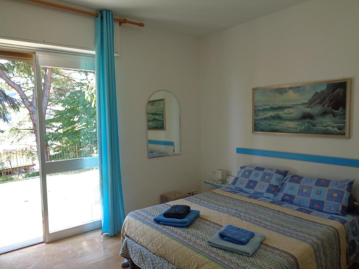 Le Gardenie Da Fil Panzió Bordighera Kültér fotó